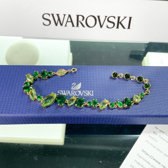 Swarovski Gema Bracelet Mixed Cuts Green Gold Tone Plated 5652822
