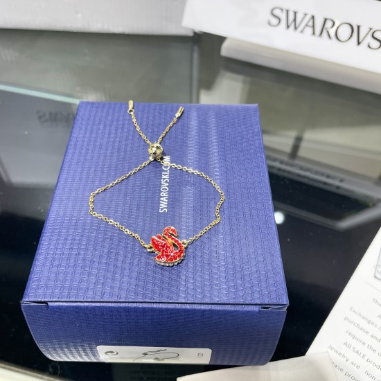 Swarovski Iconic Swan Bracelet Swan Red Gold Tone Plated 5656841