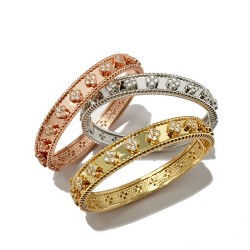 Van Cleef & Arpels Perlee Sweet Clovers Bracelets/Rose Gold And Silver 