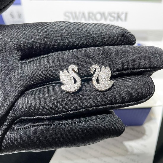 Swarovski Iconic Swan Earrings Swan White Rhodium Plated 5647873
