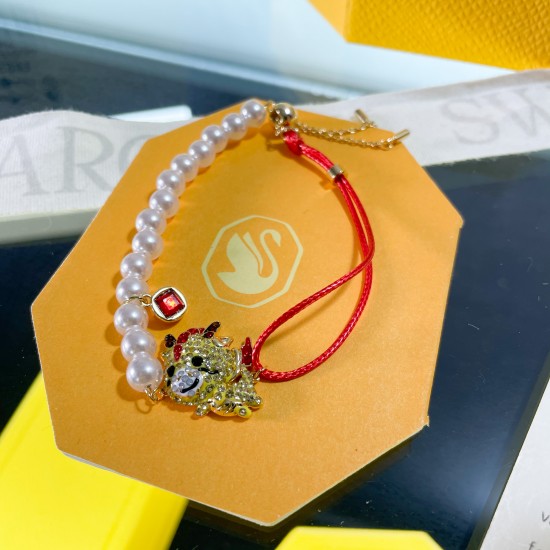 Swarovski Chinese Zodiac Gold Red Bracelet 5675839