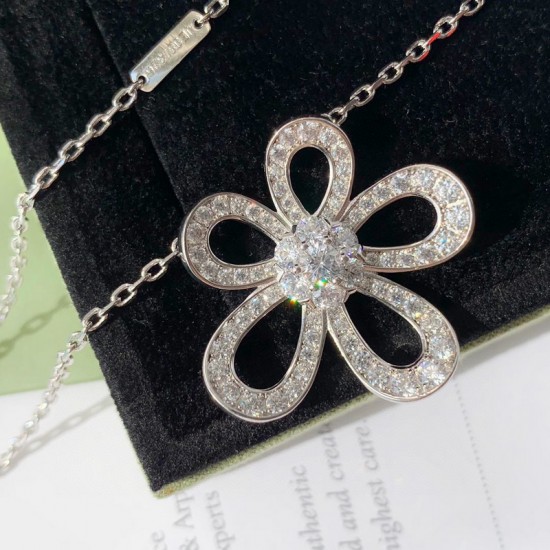 Van Cleef & Arpels Flowerlace Silver/VCA Necklaces