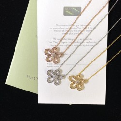 Van Cleef & Arpels Flowerlace White Gold/VCA Necklaces Silver 3 Colors 