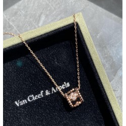 Van Cleef & Arpels Perlee Of Rose Gold/VCA Necklaces Gold 2 Colors 