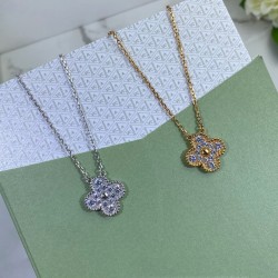Van Cleef & Arpels Sweet Alhambra Of Rose Gold VCA Necklaces Silver 2 Colors 