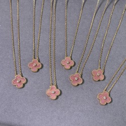 Van Cleef & Arpels Vintage Alhambra Of Rose Gold/VCA Necklaces Pink 2 Colors 