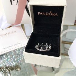 Pandora Clear Sparkling Crown Ring 197087CZ