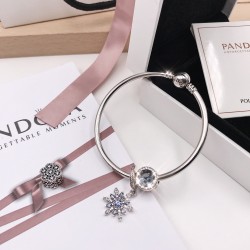 Pandora Blue Crystal Snowflake Bangle Sterling Silver