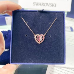 Swarovski Gema 520 Pendant 5653007 Heart Pink Rose Gold Plated Necklace