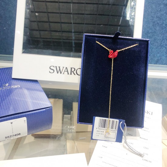 Swarovski Iconic Swan Y Necklace 5527408