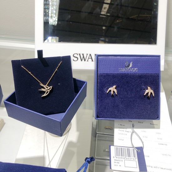 Swarovski Love Swallow Earrings 5562273