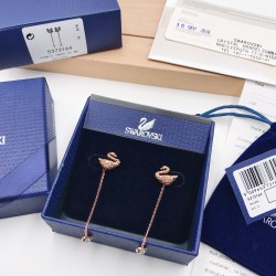 Swarovski Iconic Swan Earrings 5373164