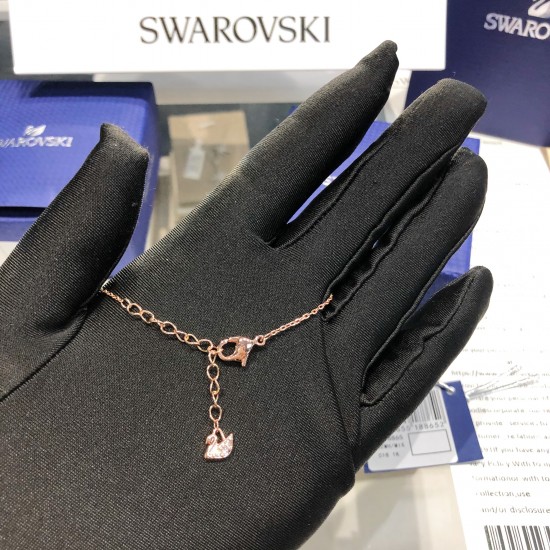 Swarovski Infinity Necklace 5518865