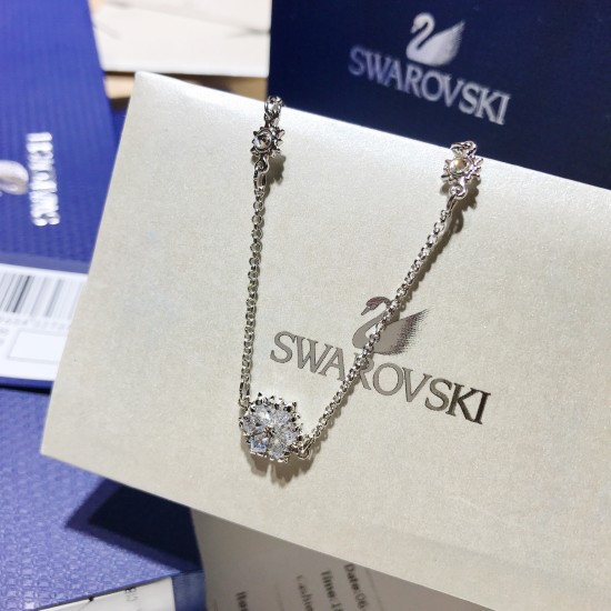 Swarovski Remix Collection Snowflake Strand Bracelet 5432735