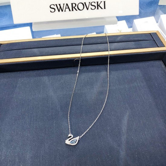 Swarovski Dazzling Swan Necklace 5521074