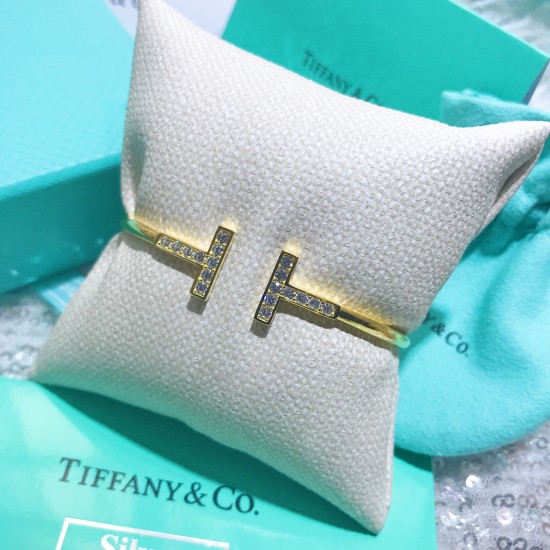 Tiffany T Diamond Wire Bangle 18k Gold