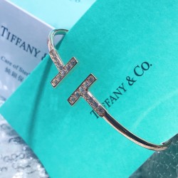 Tiffany T Diamond Wire Bangle 18k Rose Gold