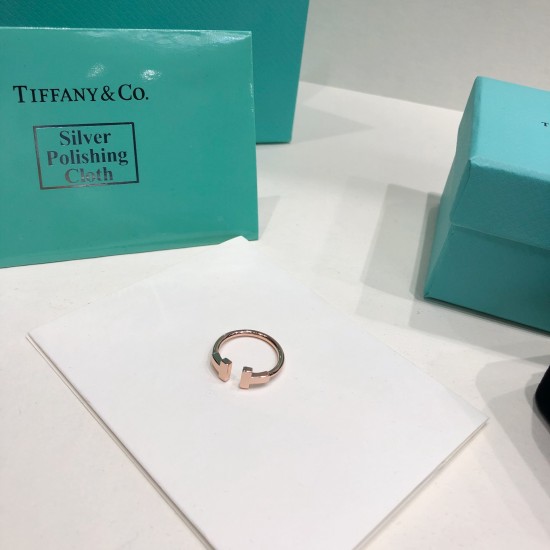 Tiffany T Wire Ring 18k Rose Gold